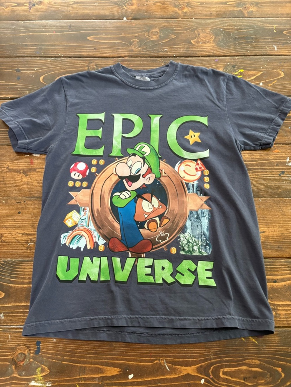 Epic Universe Graphic Tee - **MARIO & LUIGE**
Comfort Colors M Medium VINTAGE